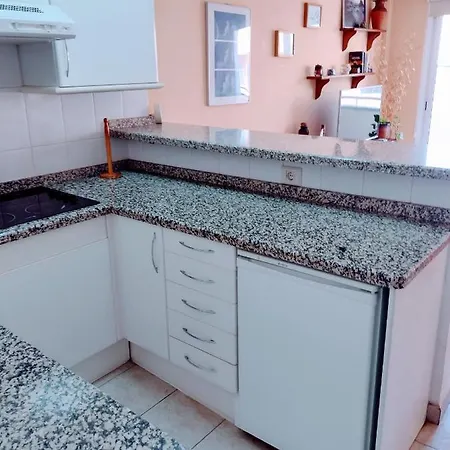 Apartamento Bonito ático Con Vista Al Mar, Puerto De Santiago, Tenerife, Canarias